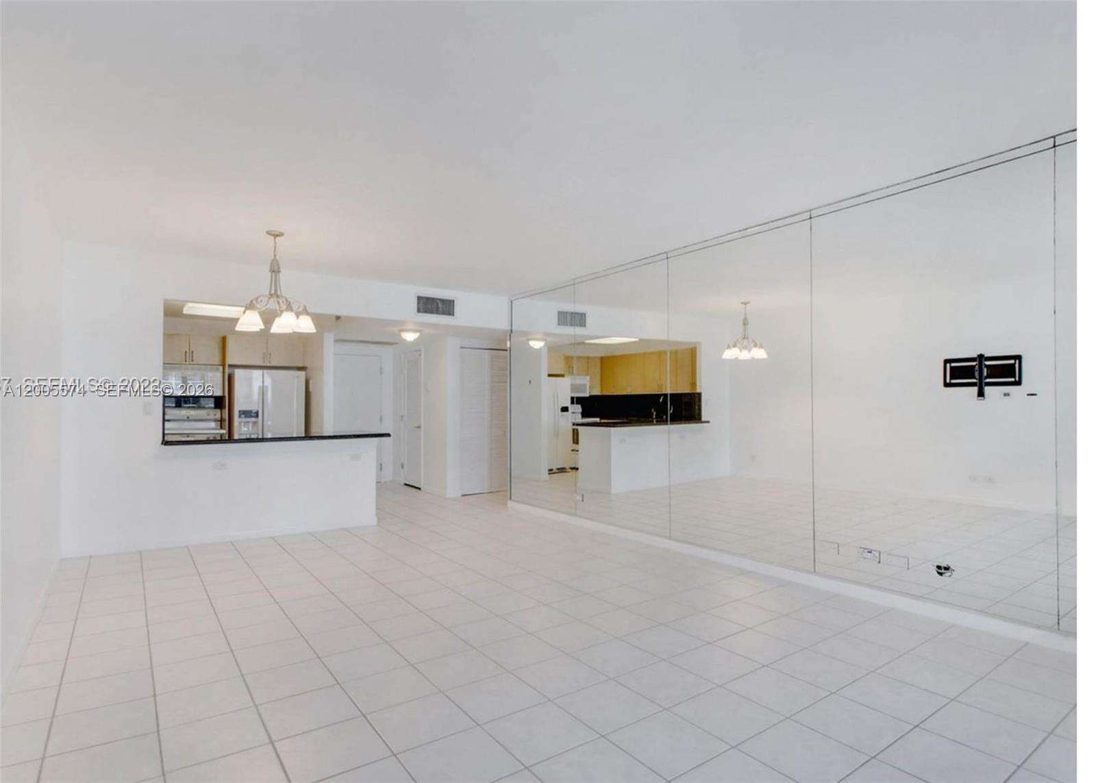 Roney Palace at 2301 Collins Ave, Miami Beach, FL 33139 - For Rent photo 10