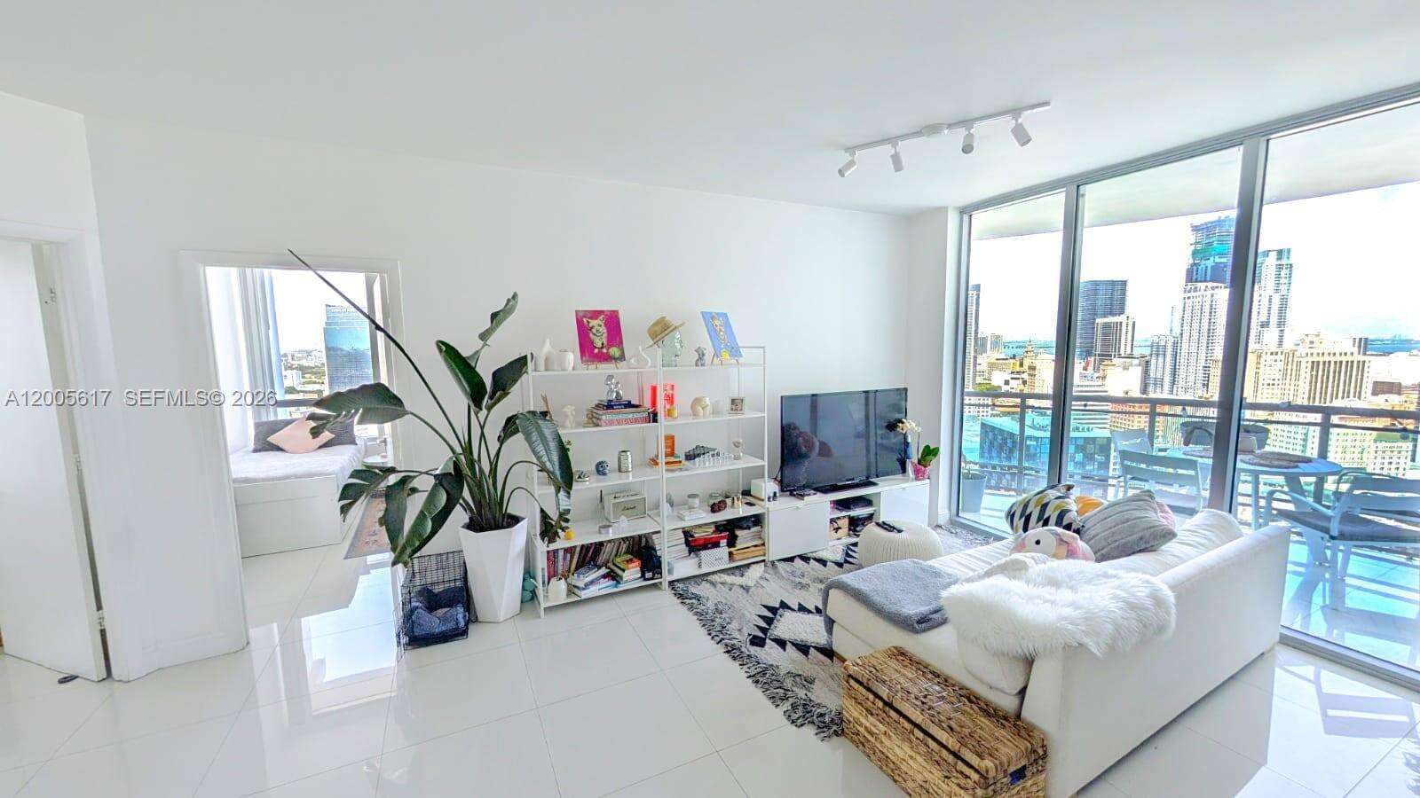 Wind By Neo at 350 Miami Ave, Miami, FL 33130 - For Rent photo 1