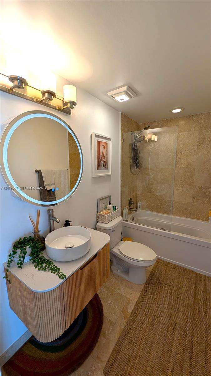 Wind By Neo at 350 Miami Ave, Miami, FL 33130 - For Rent photo 14