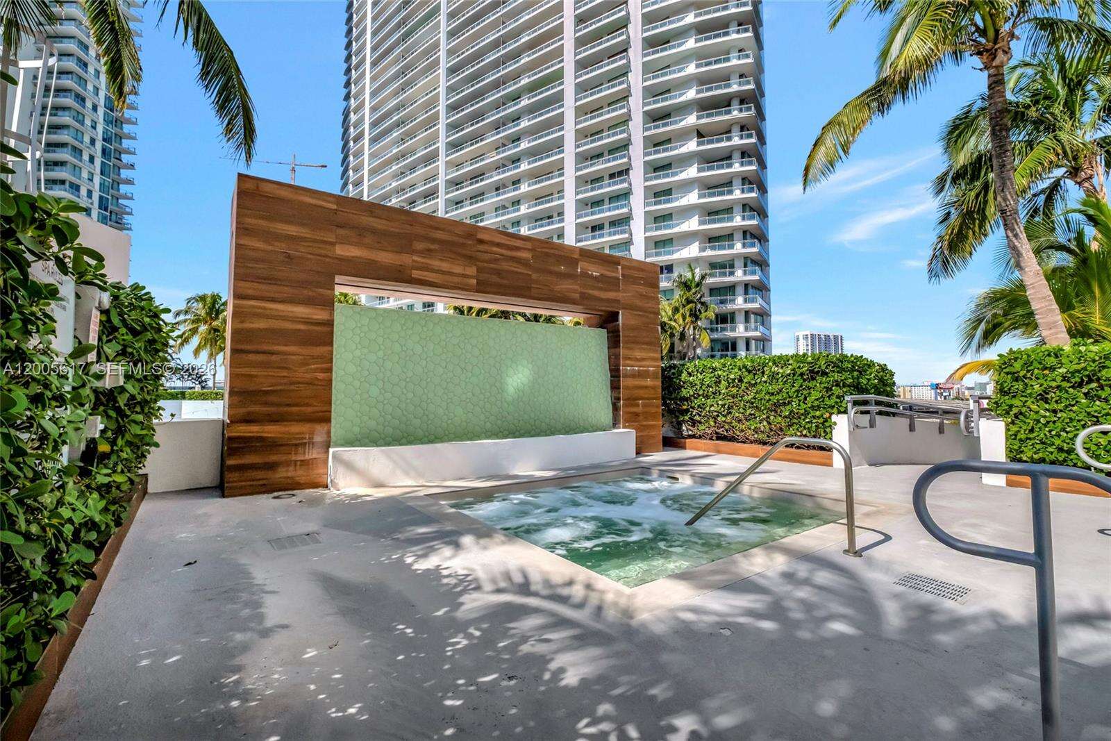 Wind By Neo at 350 Miami Ave, Miami, FL 33130 - For Rent photo 18