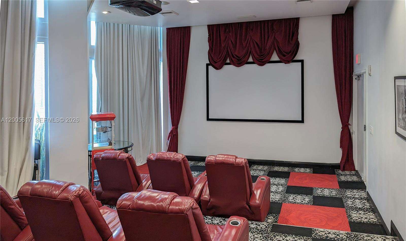 Wind By Neo at 350 Miami Ave, Miami, FL 33130 - For Rent photo 22