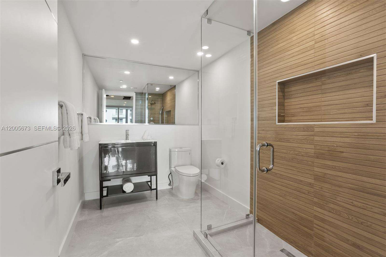 1500 Ocean Dr, Miami Beach, FL 33139 - For Rent photo 21