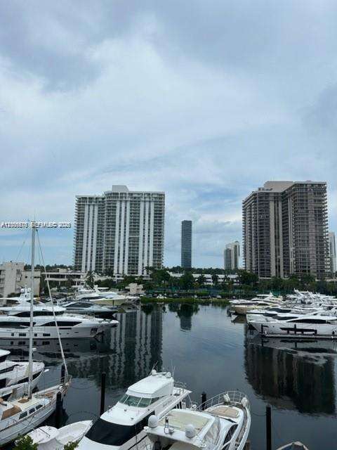 The Yacht Club At Aventura at 19901 Country Club Dr, Aventura, FL 33180 - For Rent photo 30