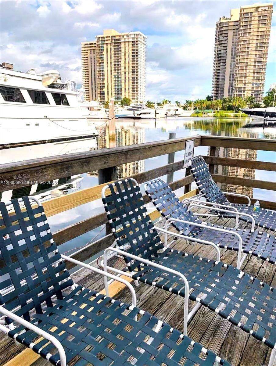 The Yacht Club At Aventura at 19901 Country Club Dr, Aventura, FL 33180 - For Rent photo 31