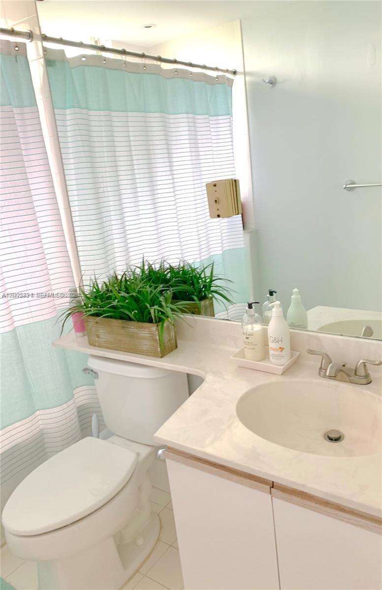Village By The Bay at 3245 184 St, Aventura, FL 33160 - For Rent photo 18