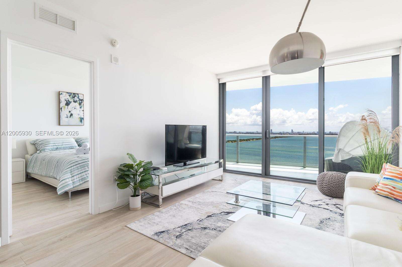 Icon Bay at 460 28 St, Miami, FL 33137 - For Rent photo 1