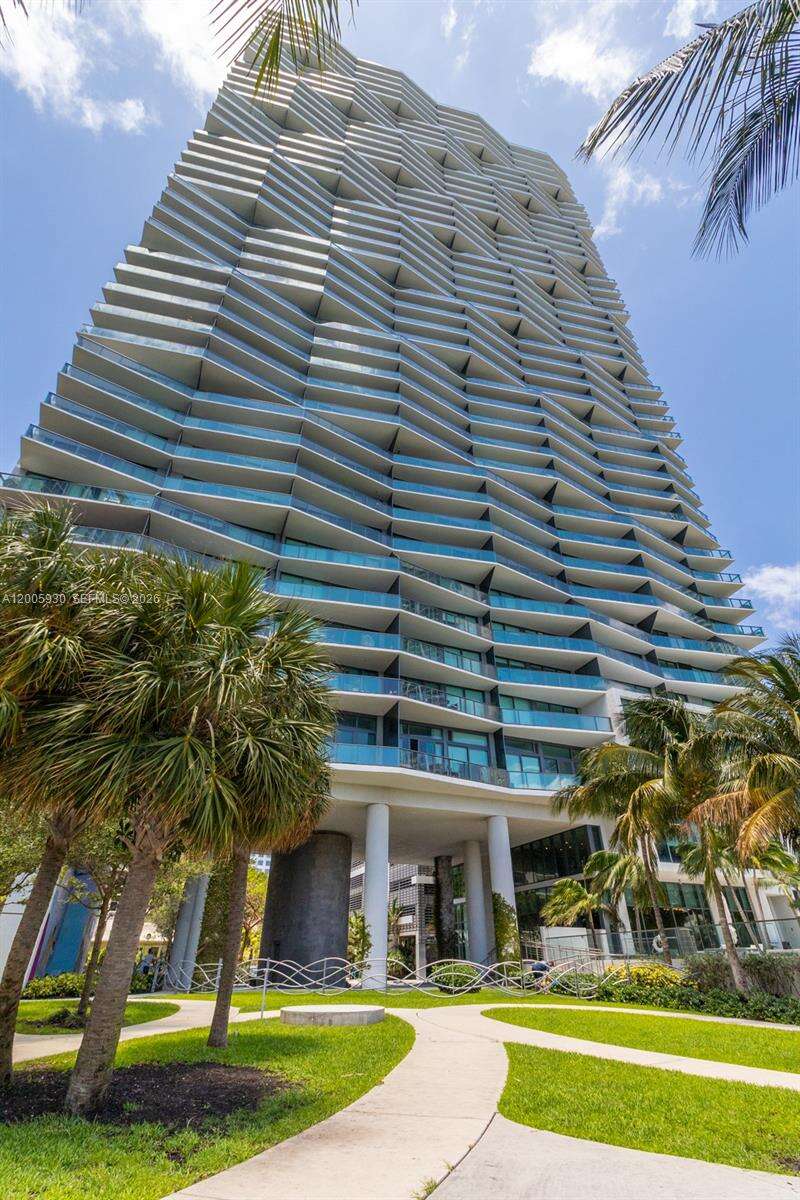 Icon Bay at 460 28 St, Miami, FL 33137 - For Rent photo 23