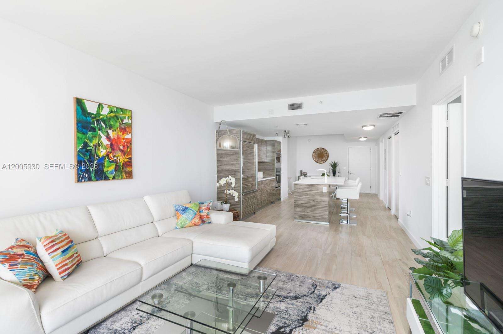 Icon Bay at 460 28 St, Miami, FL 33137 - For Rent photo 7