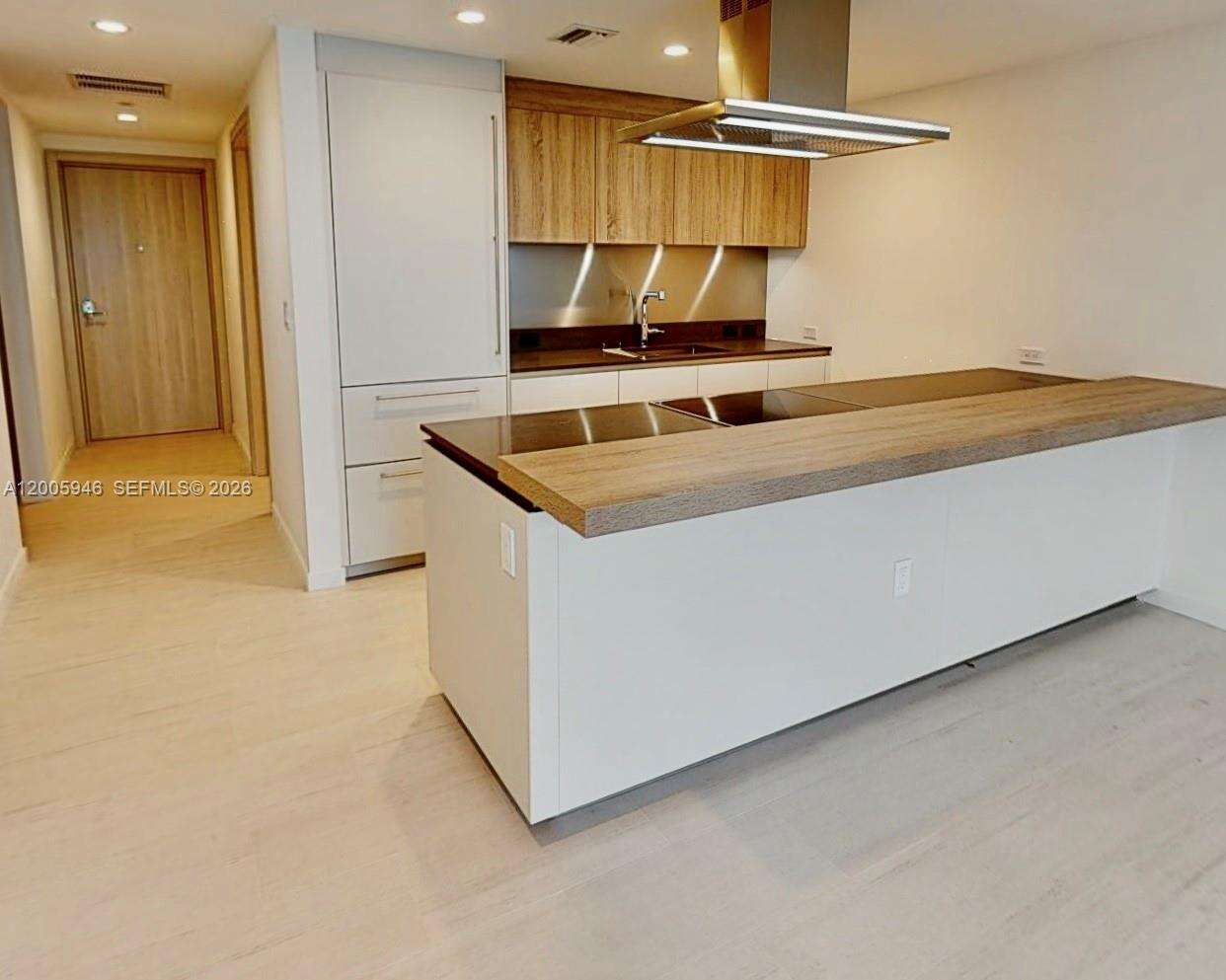 Brickell Flatiron at 1000 Brickell Plz, Miami, FL 33131 - For Rent photo 26