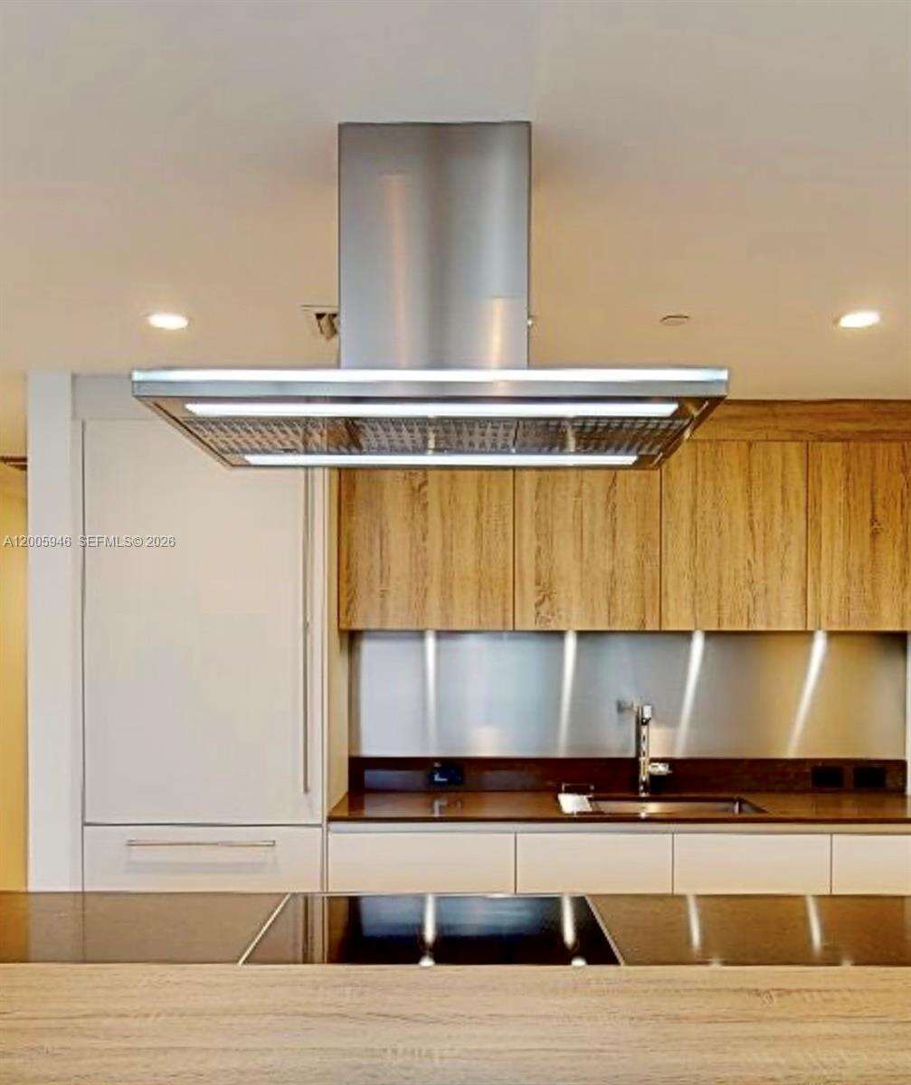 Brickell Flatiron at 1000 Brickell Plz, Miami, FL 33131 - For Rent photo 29