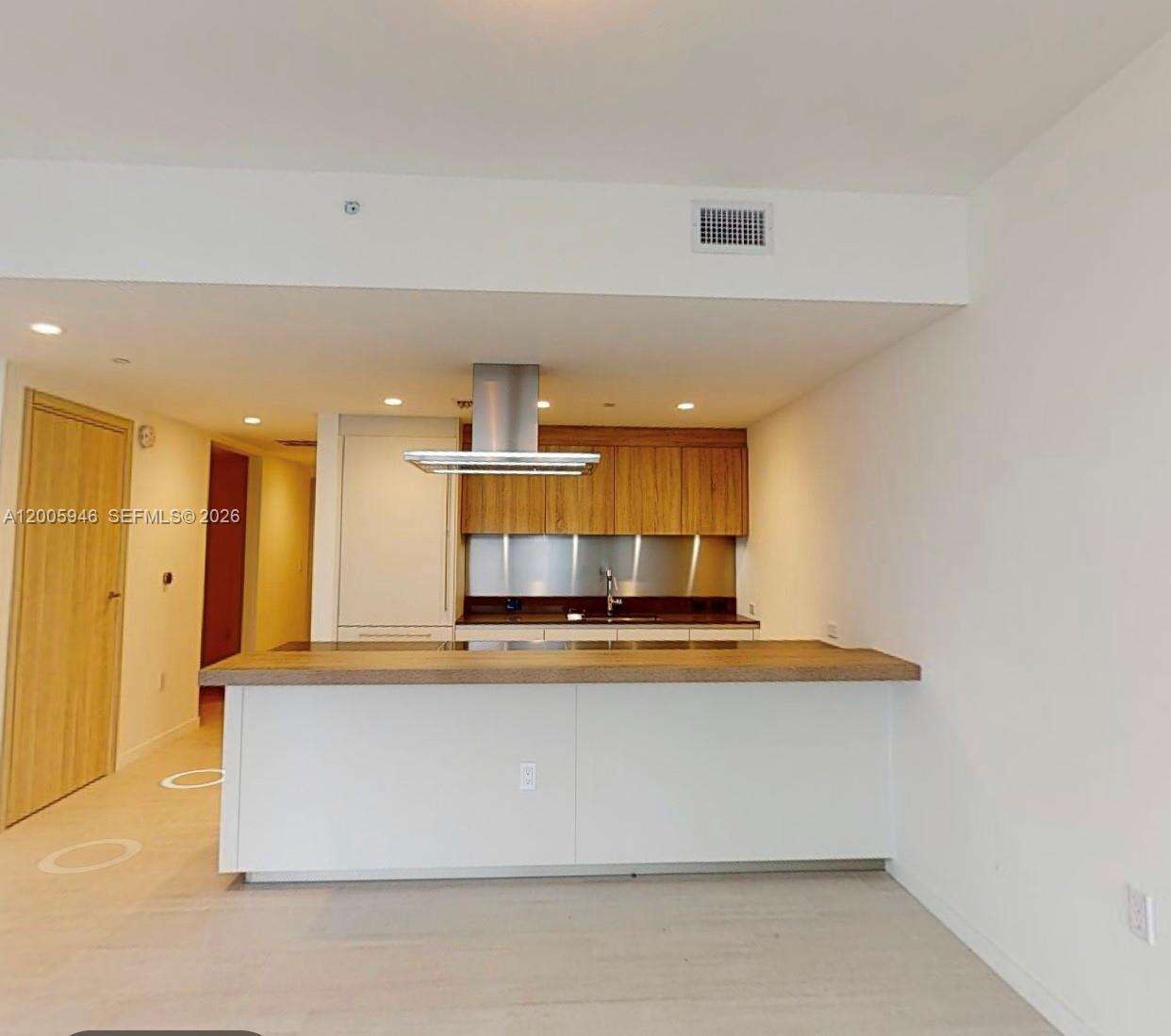 Brickell Flatiron at 1000 Brickell Plz, Miami, FL 33131 - For Rent photo 31