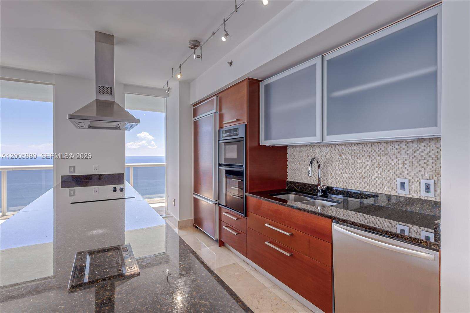 The Beach Club Two at 1830 Ocean Dr, Hallandale Beach, FL 33009 - For Rent photo 3