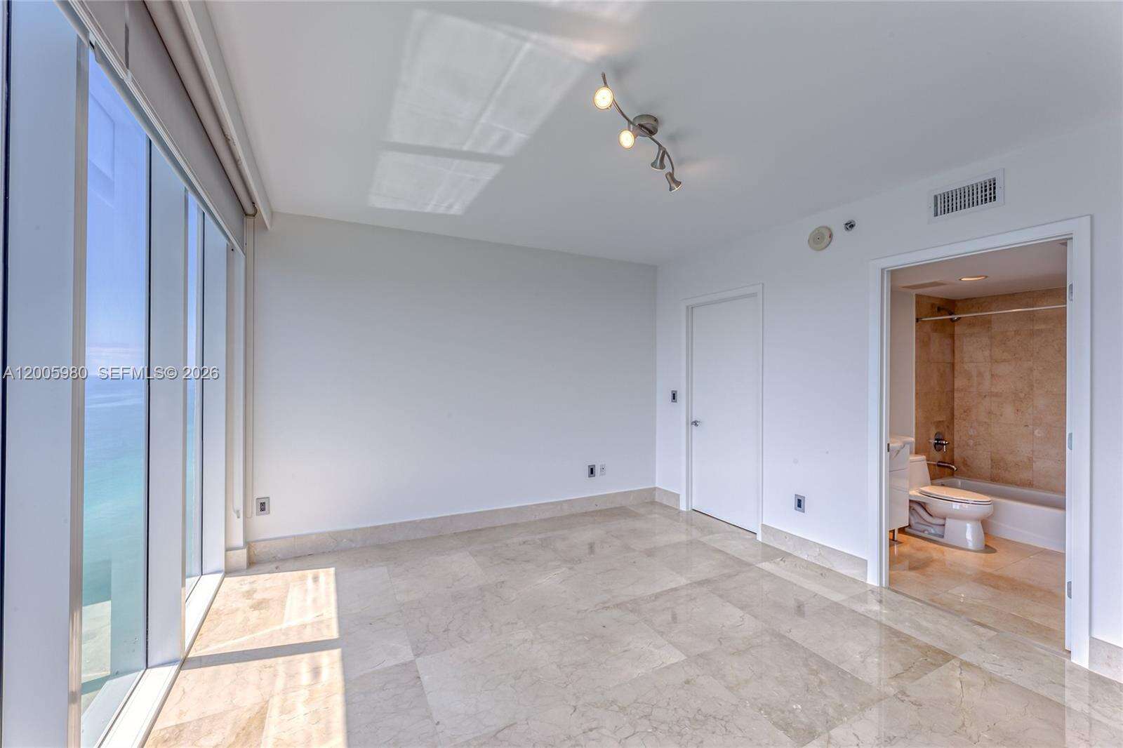 The Beach Club Two at 1830 Ocean Dr, Hallandale Beach, FL 33009 - For Rent photo 21