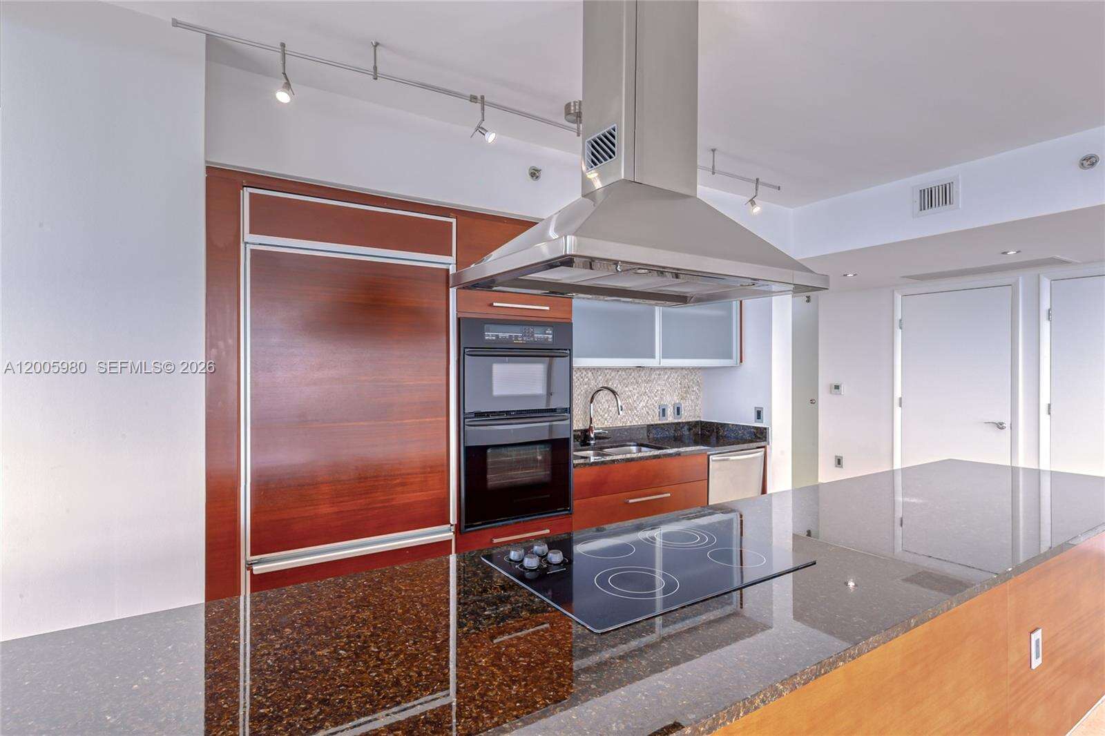 The Beach Club Two at 1830 Ocean Dr, Hallandale Beach, FL 33009 - For Rent photo 4