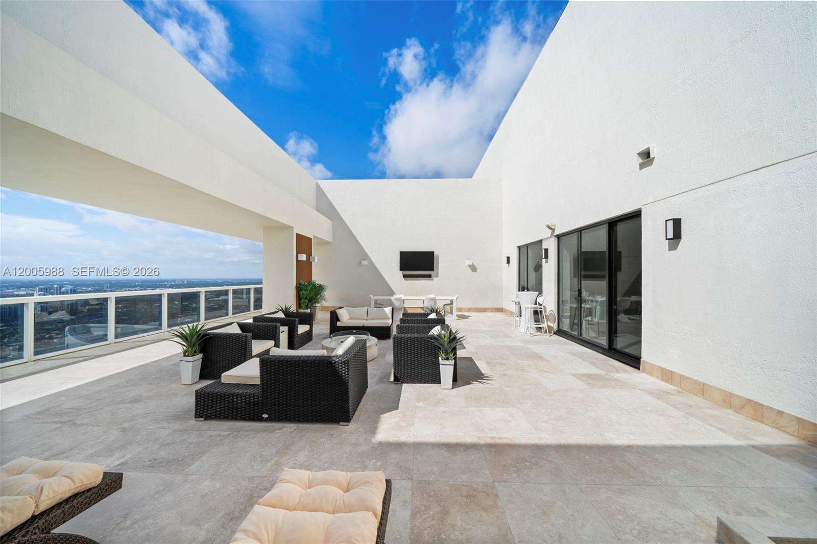The Beach Club Two at 1830 Ocean Dr, Hallandale Beach, FL 33009 - For Rent photo 14