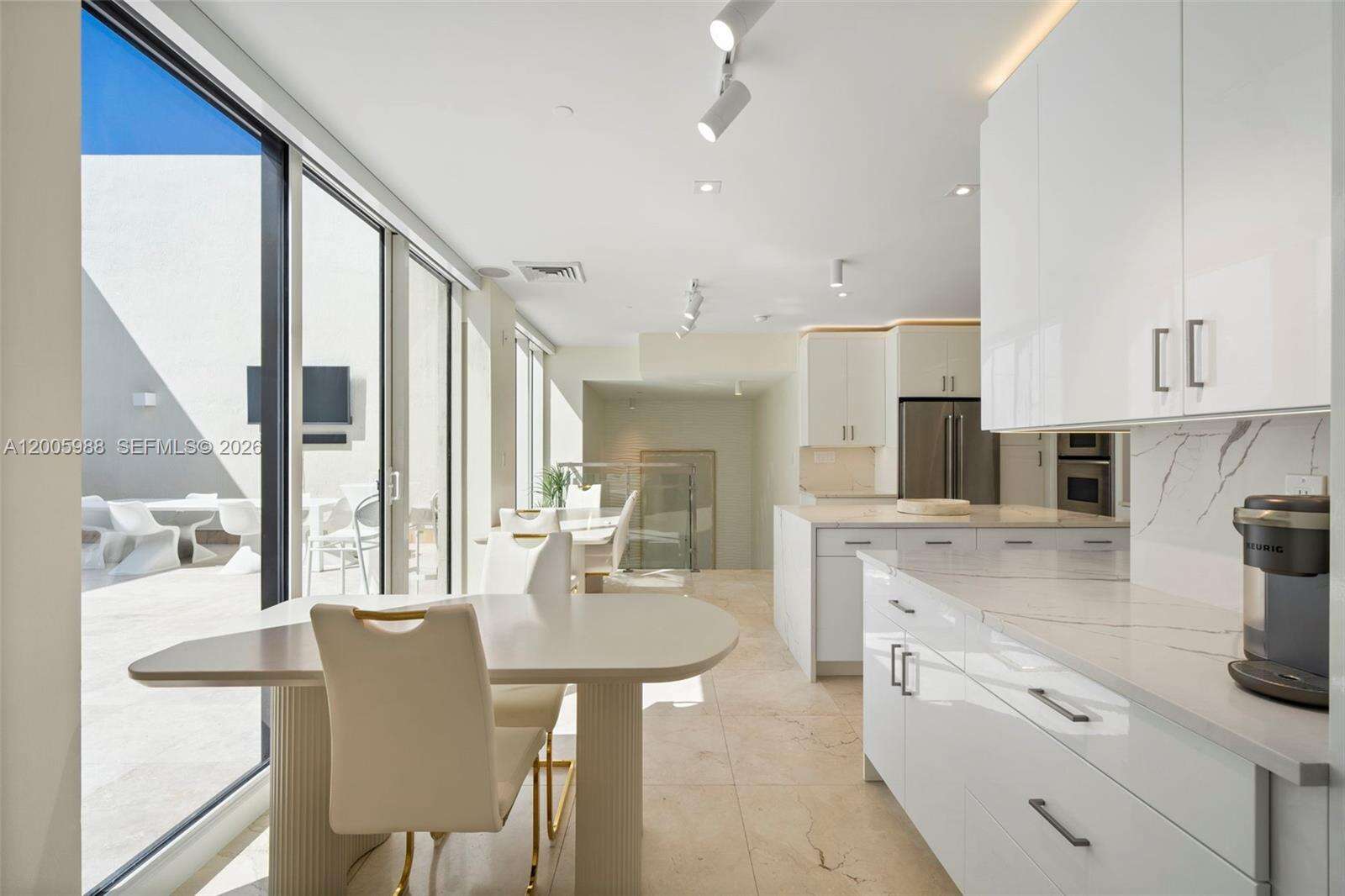 The Beach Club Two at 1830 Ocean Dr, Hallandale Beach, FL 33009 - For Rent photo 4