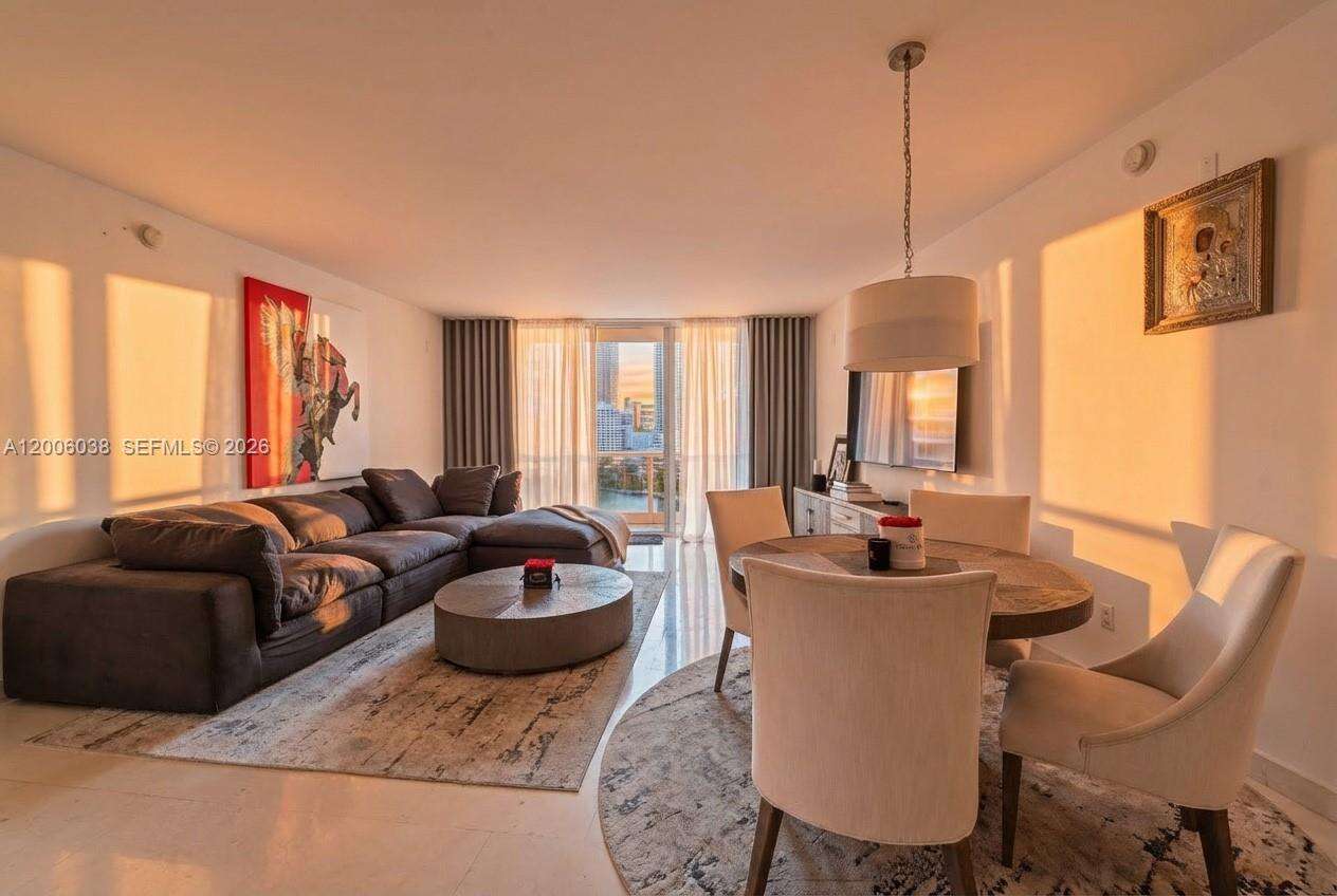 Carbonell at 901 Brickell Key Blvd, Miami, FL 33131 - For Rent photo 2