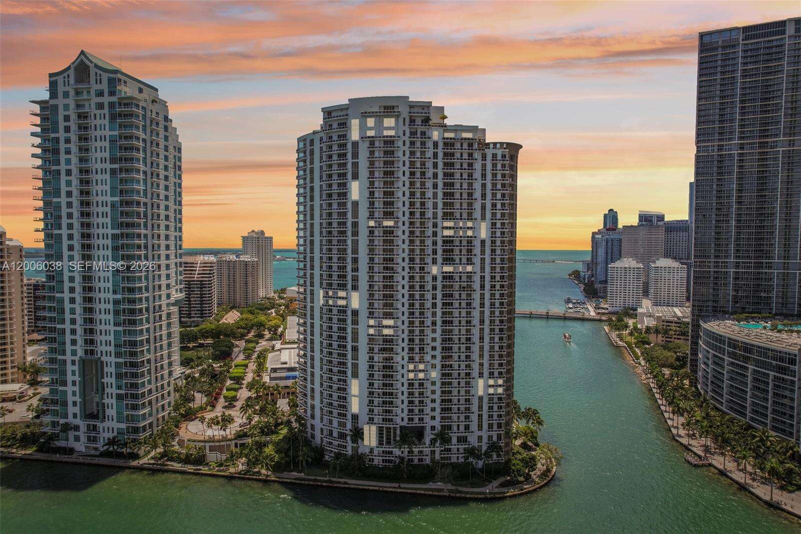 Carbonell at 901 Brickell Key Blvd, Miami, FL 33131 - For Rent photo 18