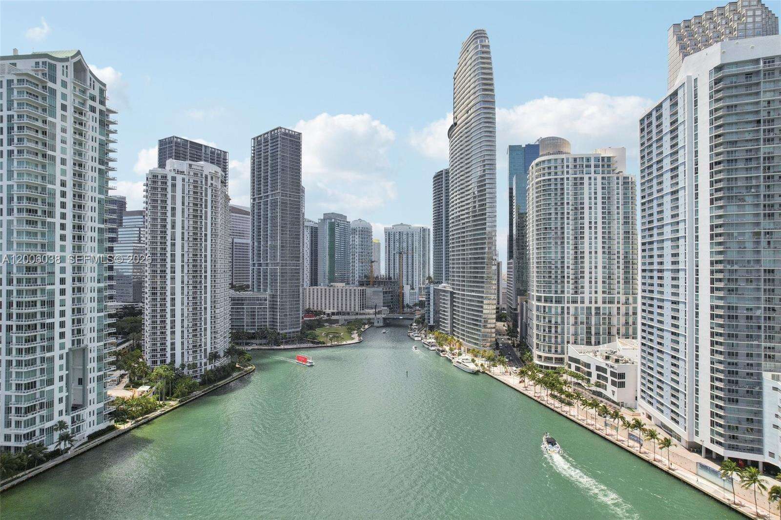 Carbonell at 901 Brickell Key Blvd, Miami, FL 33131 - For Rent photo 23