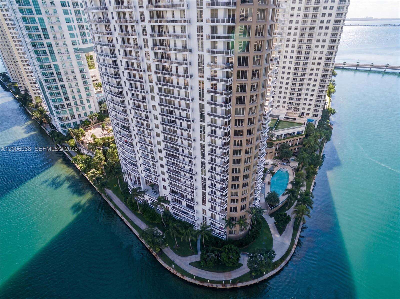 Carbonell at 901 Brickell Key Blvd, Miami, FL 33131 - For Rent photo 24