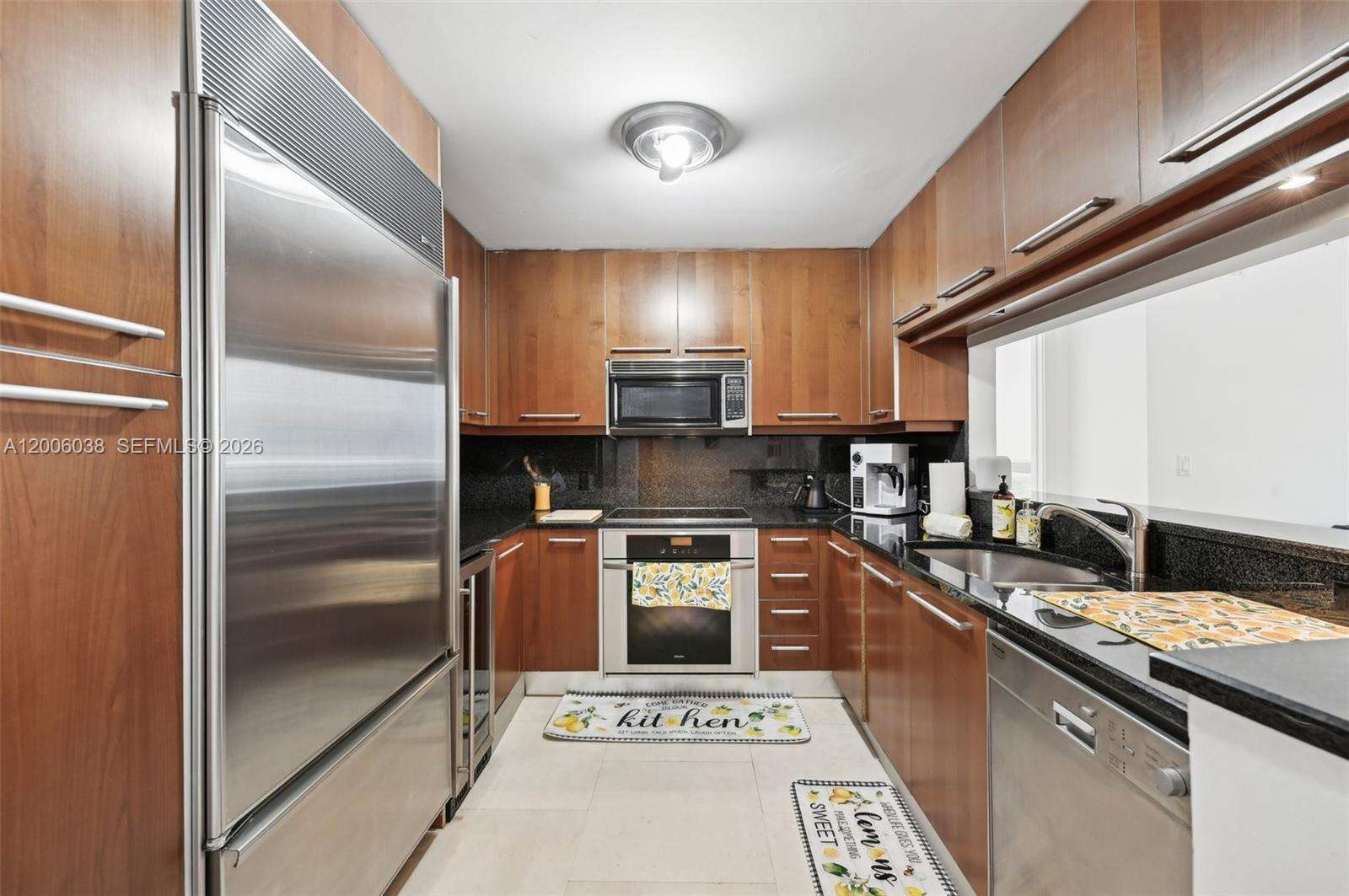 Carbonell at 901 Brickell Key Blvd, Miami, FL 33131 - For Rent photo 4
