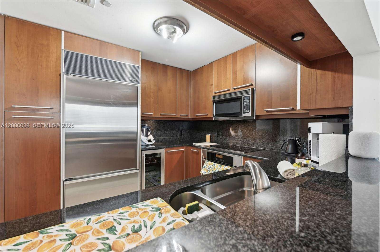 Carbonell at 901 Brickell Key Blvd, Miami, FL 33131 - For Rent photo 8