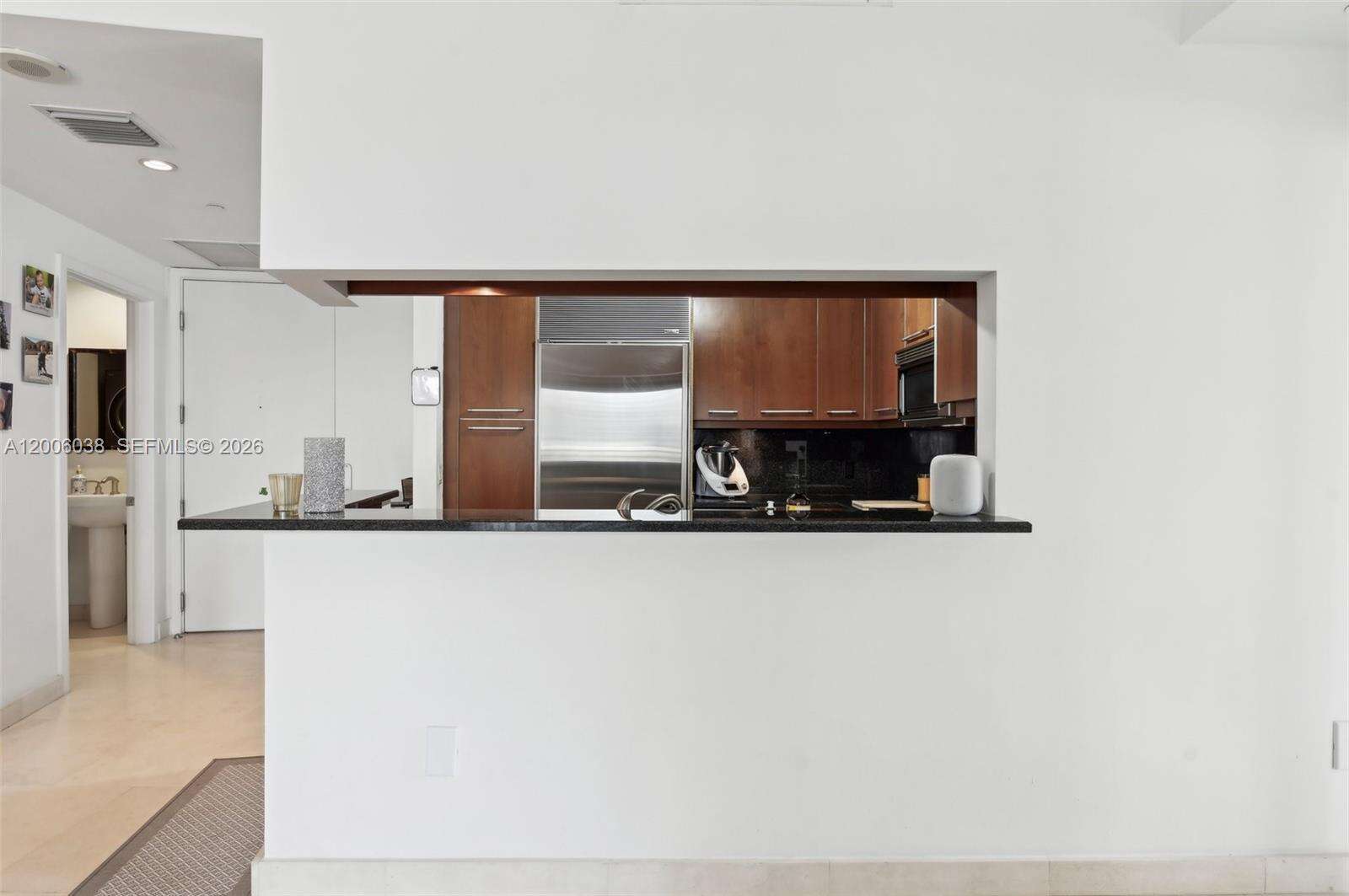 Carbonell at 901 Brickell Key Blvd, Miami, FL 33131 - For Rent photo 9