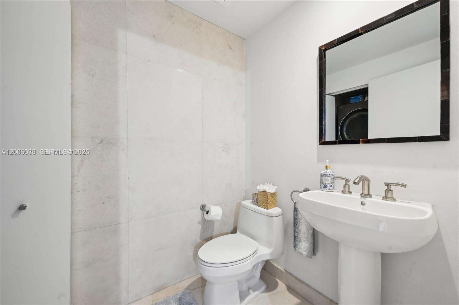 Carbonell at 901 Brickell Key Blvd, Miami, FL 33131 - For Rent photo 10