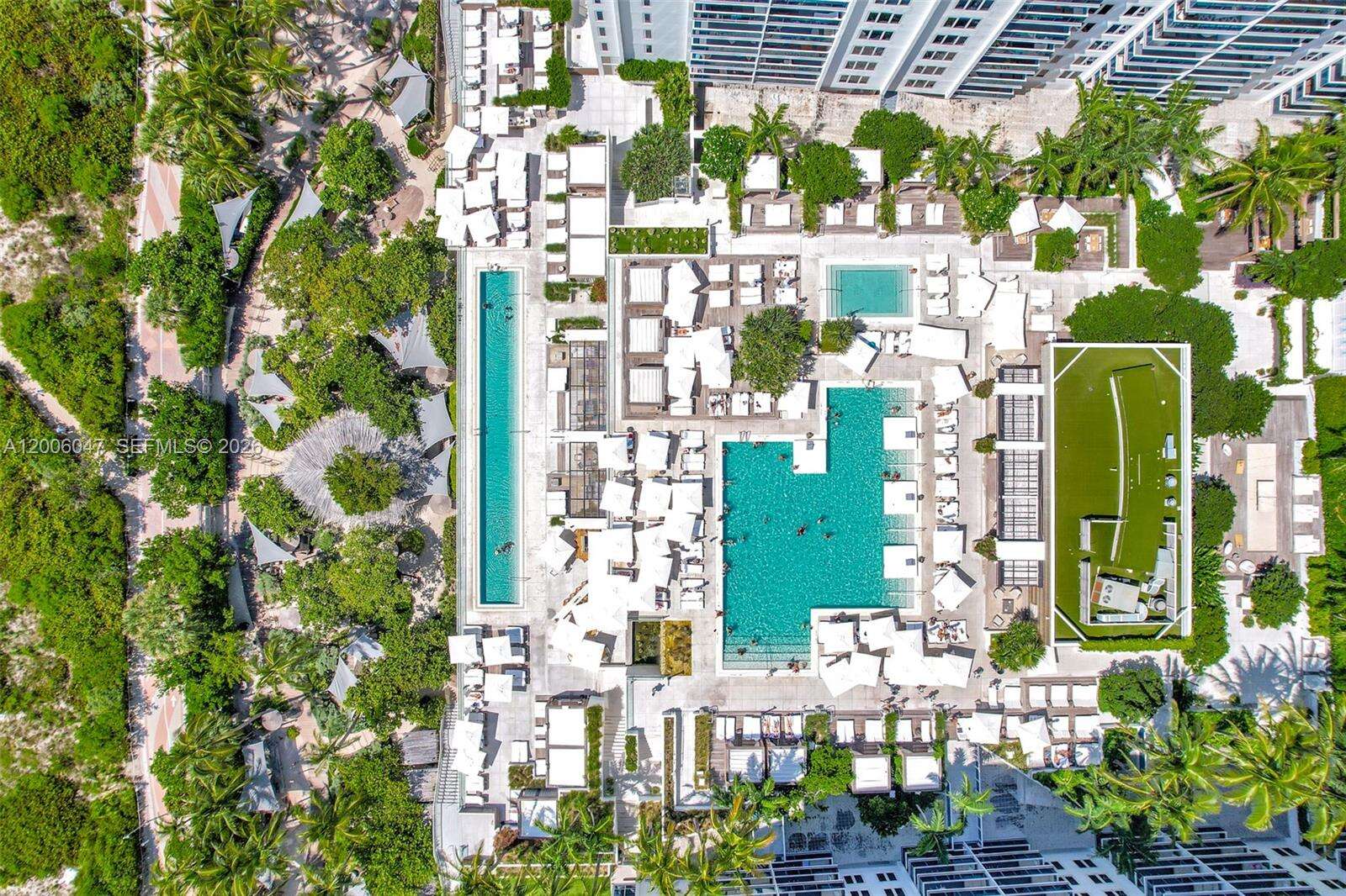 Roney Palace at 2301 Collins Ave, Miami Beach, FL 33139 - For Rent photo 12