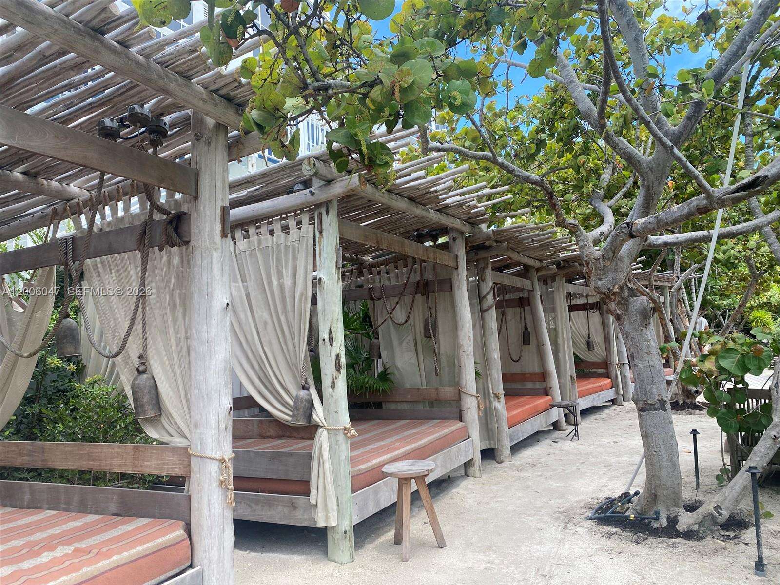 Roney Palace at 2301 Collins Ave, Miami Beach, FL 33139 - For Rent photo 17