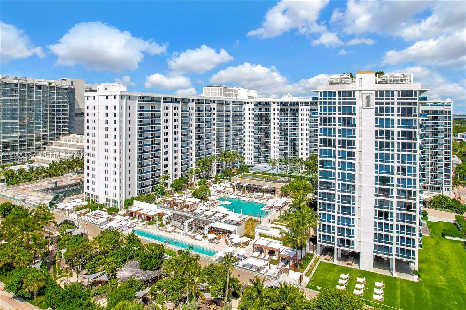 Roney Palace at 2301 Collins Ave, Miami Beach, FL 33139 - For Rent photo 8