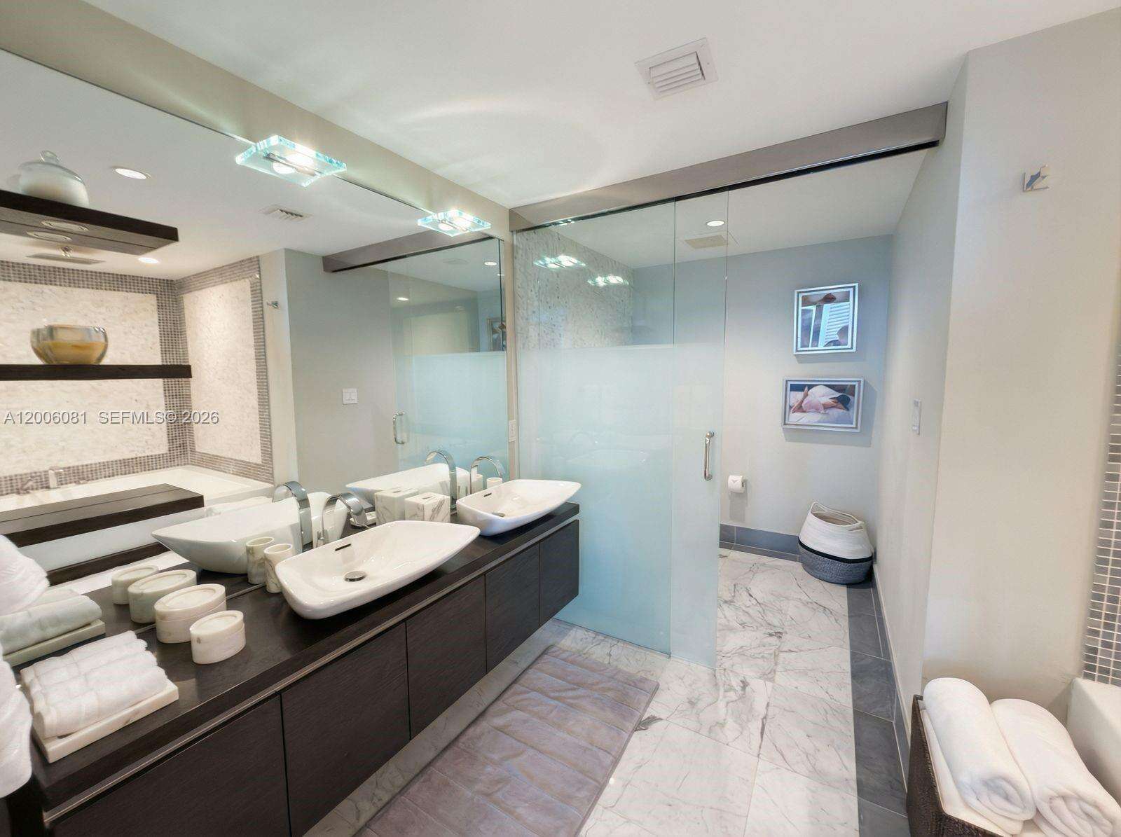 Epic Residences at 200 Biscayne Blvd Way, Miami, FL 33131 - For Rent photo 20