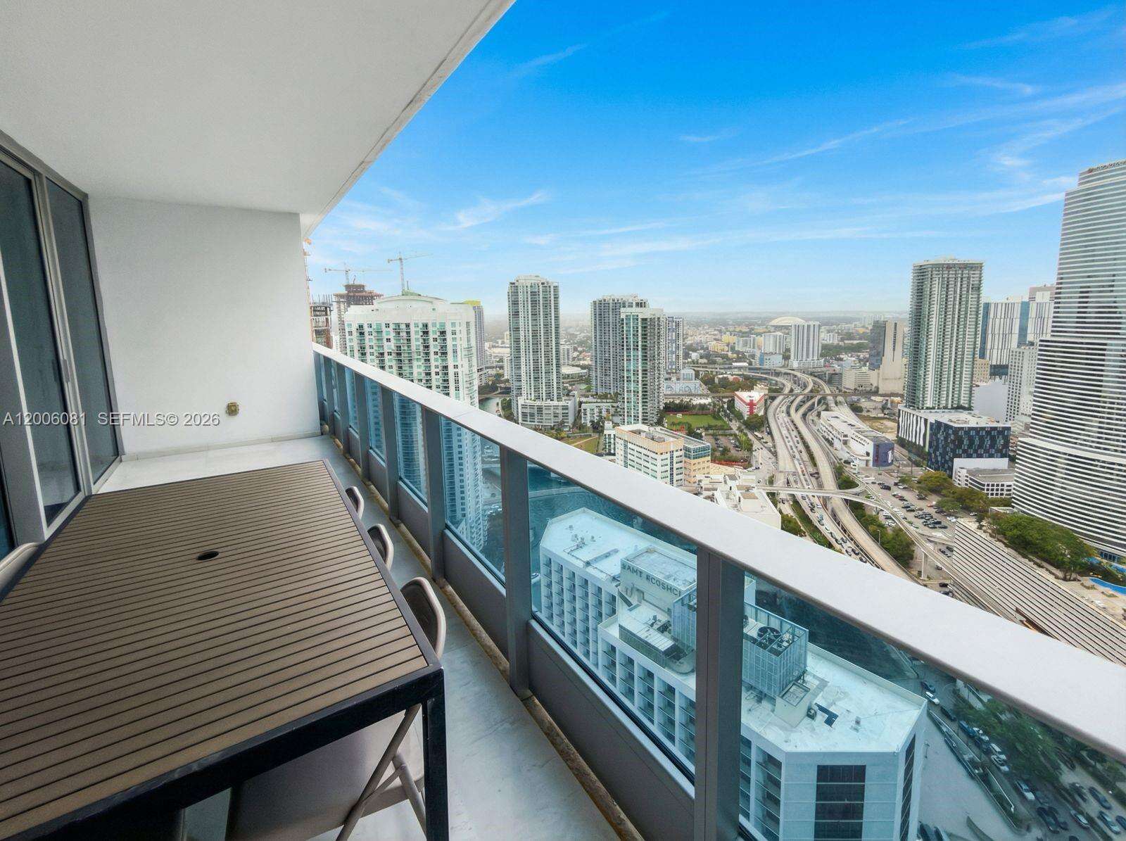 Epic Residences at 200 Biscayne Blvd Way, Miami, FL 33131 - For Rent photo 10
