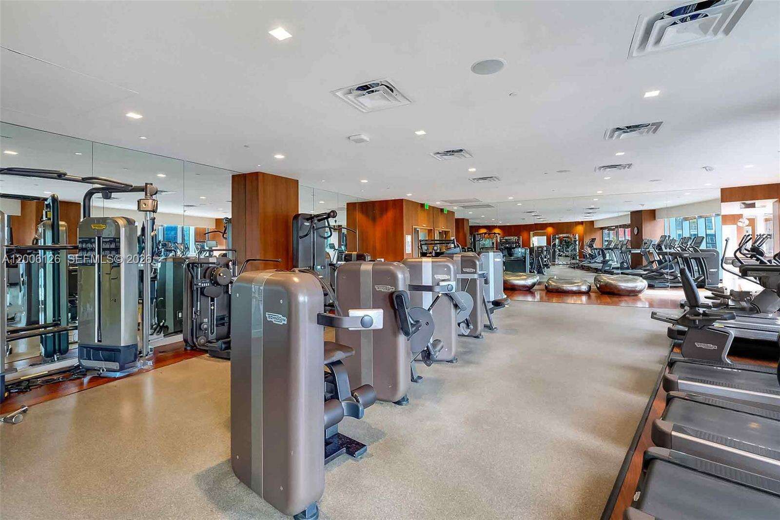 Sls Brickell at 1300 Miami Ave, Miami, FL 33130 - For Rent photo 43