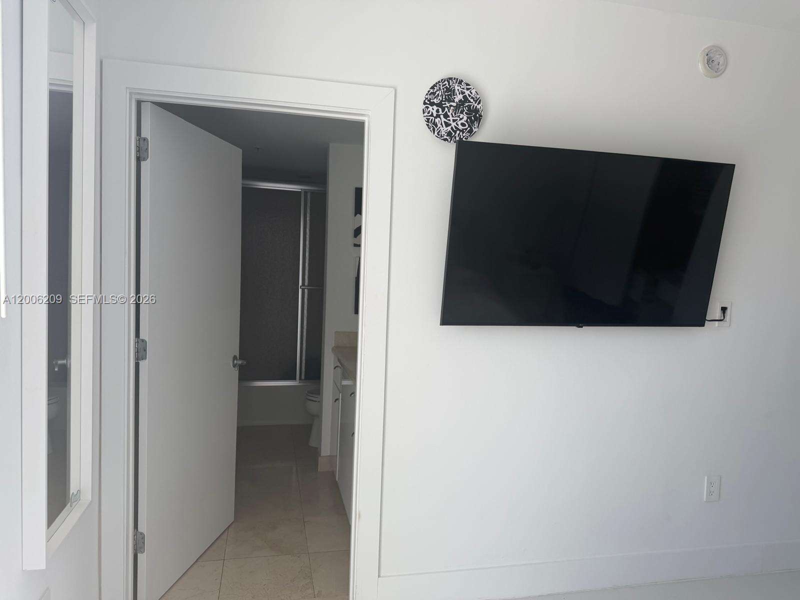 The Parc at 19400 Turnberry Way, Aventura, FL 33180 - For Rent photo 10