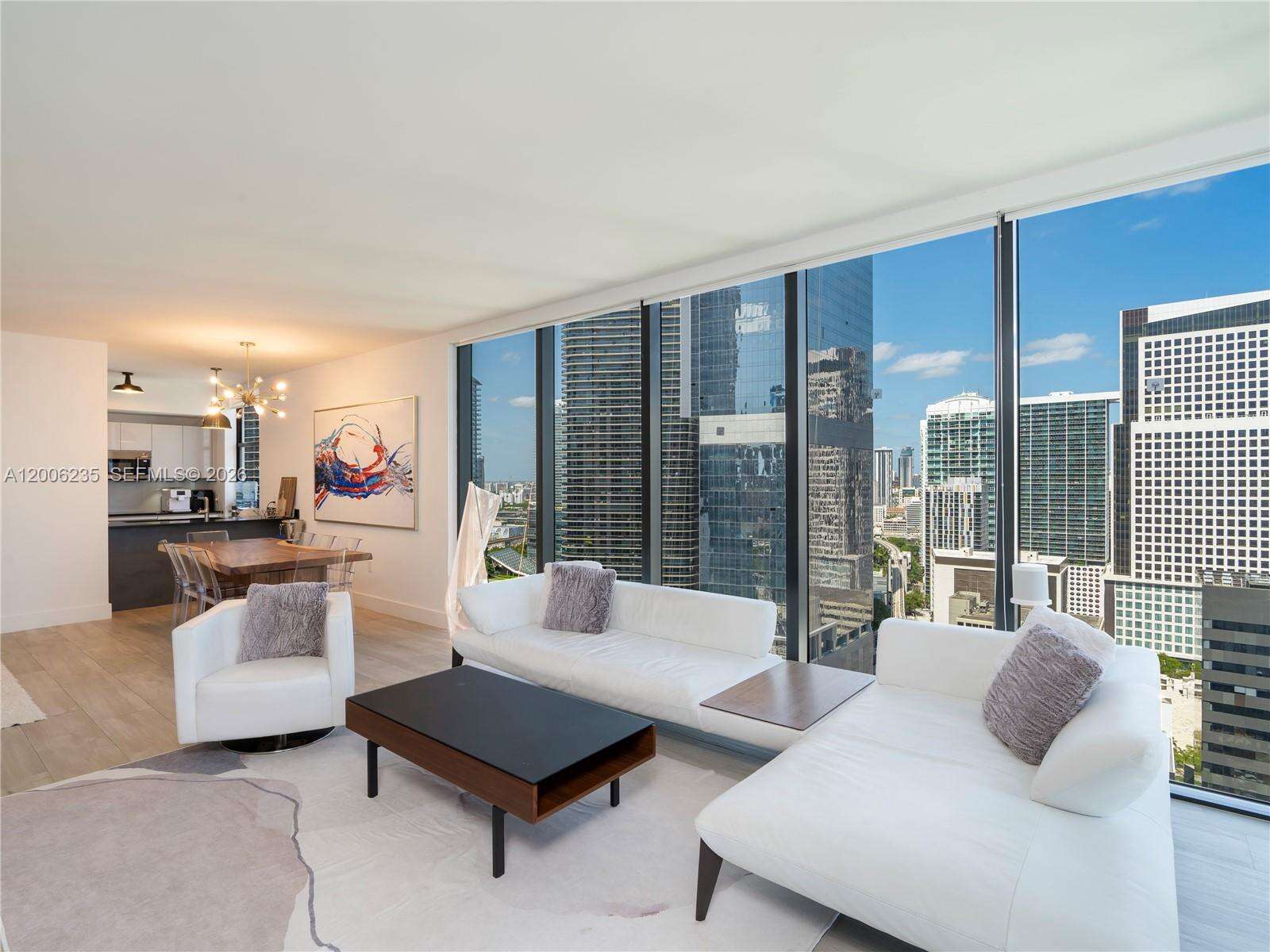 1010 Brickell at 1010 Brickell Ave, Miami, FL 33131 - For Rent photo 4