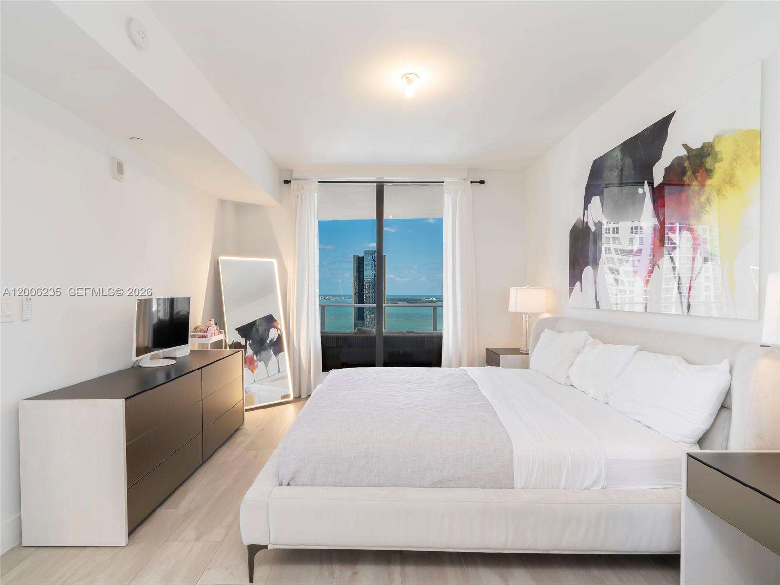 1010 Brickell at 1010 Brickell Ave, Miami, FL 33131 - For Rent photo 10