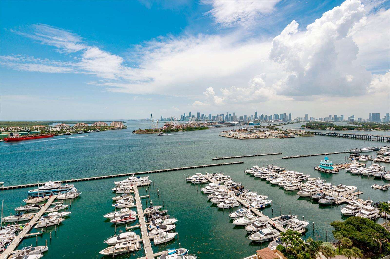Yacht Club At Portofino at 90 Alton Rd, Miami Beach, FL 33139 - For Rent photo 29