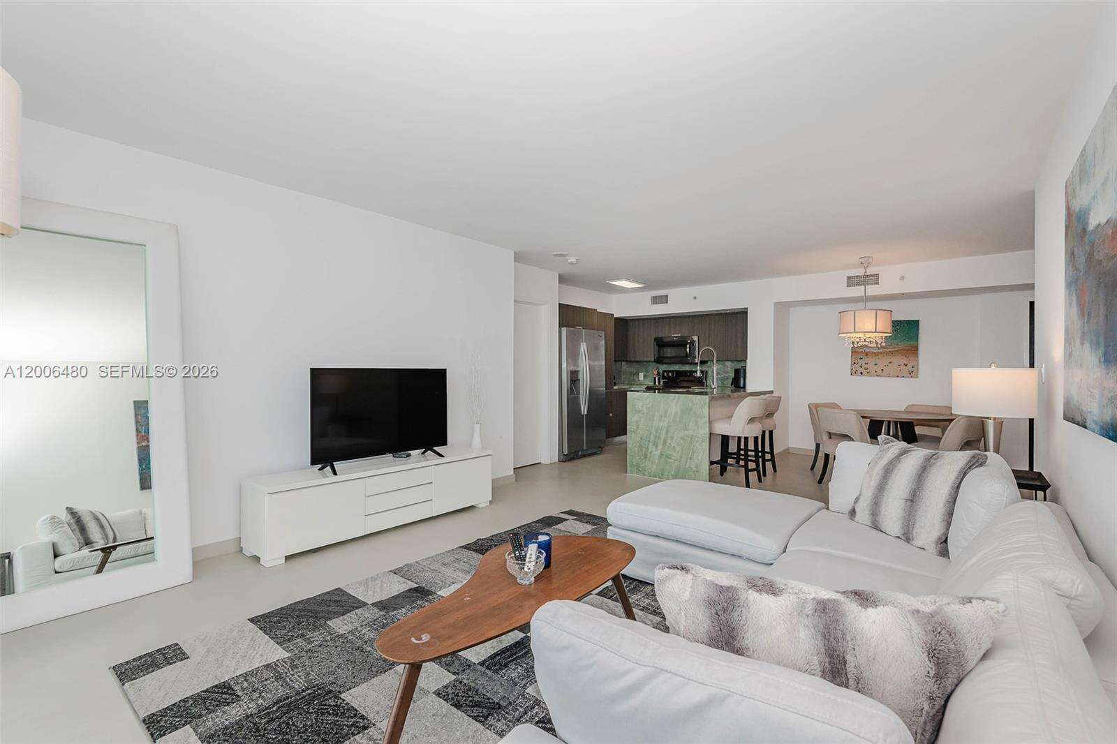 Yacht Club At Portofino at 90 Alton Rd, Miami Beach, FL 33139 - For Rent photo 4