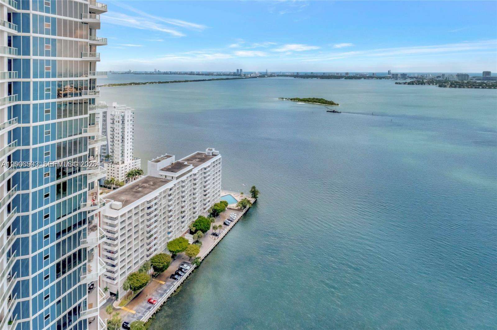 Paramount Bay at 2020 Bayshore Dr, Miami, FL 33137 - For Rent photo 21