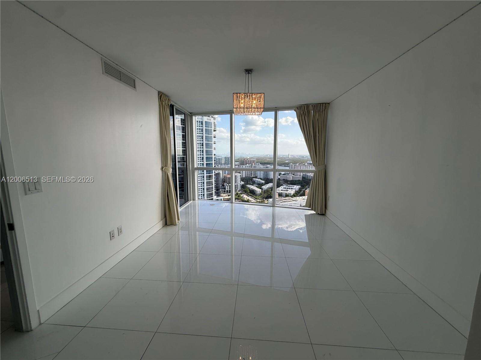 Trump Royale at 18201 Collins Ave, Sunny Isles Beach, FL 33160 - For Rent photo 15
