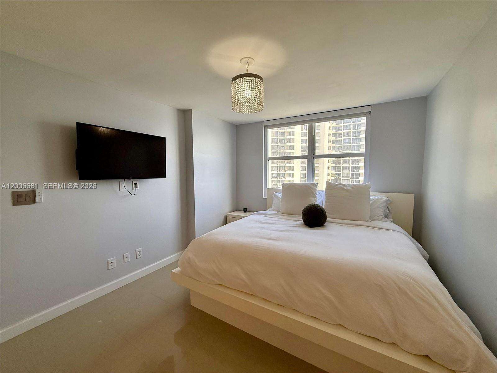 Isola at 770 Claughton Island Dr, Miami, FL 33131 - For Rent photo 12