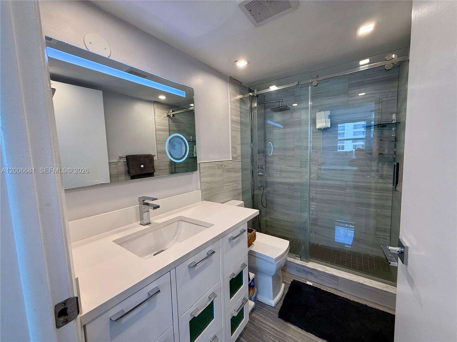 Isola at 770 Claughton Island Dr, Miami, FL 33131 - For Rent photo 13
