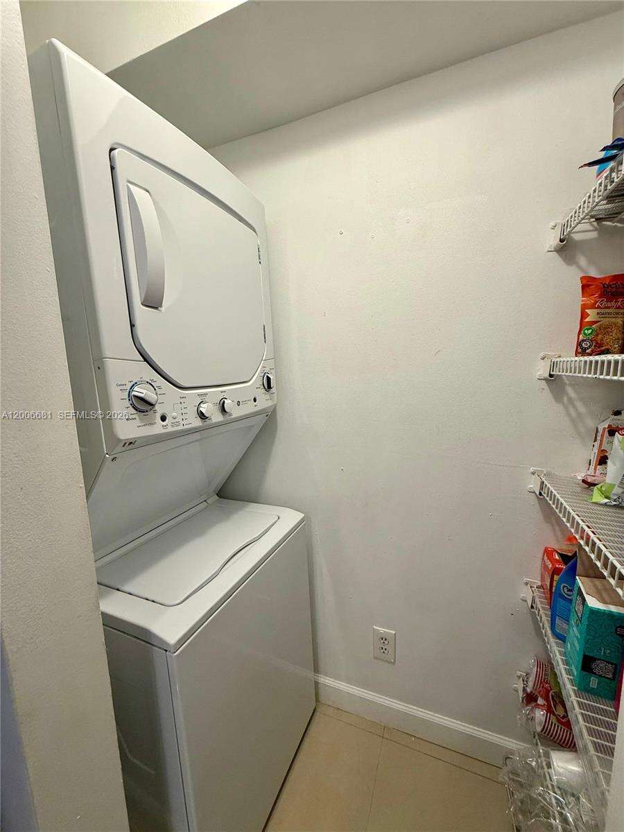 Isola at 770 Claughton Island Dr, Miami, FL 33131 - For Rent photo 18