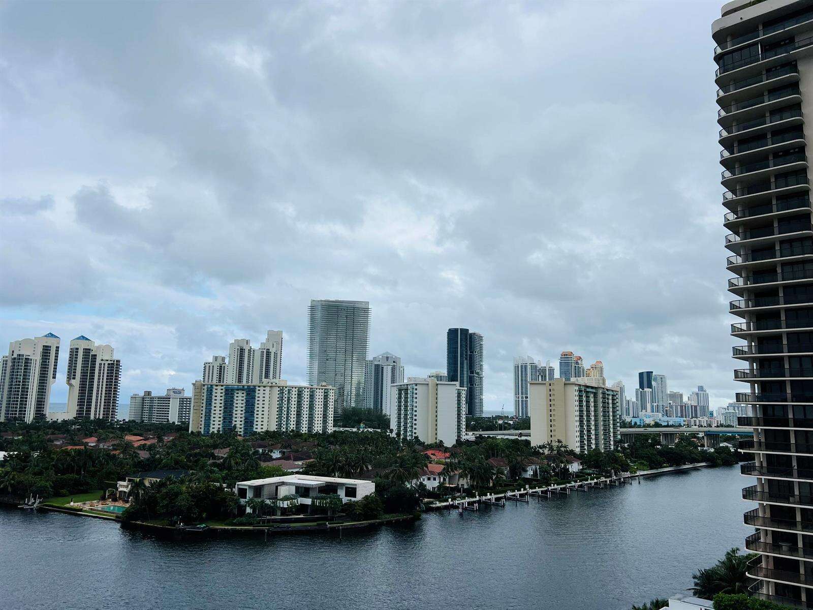 Turnberry Isle at 19707 Turnberry, Aventura, FL 33180 - For Rent photo 6
