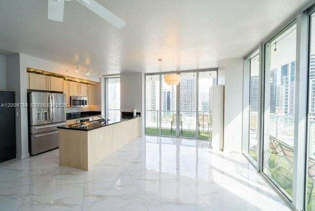 Axis On Brickell at 1111 1 Ave, Miami, FL 33130 - For Rent photo 5