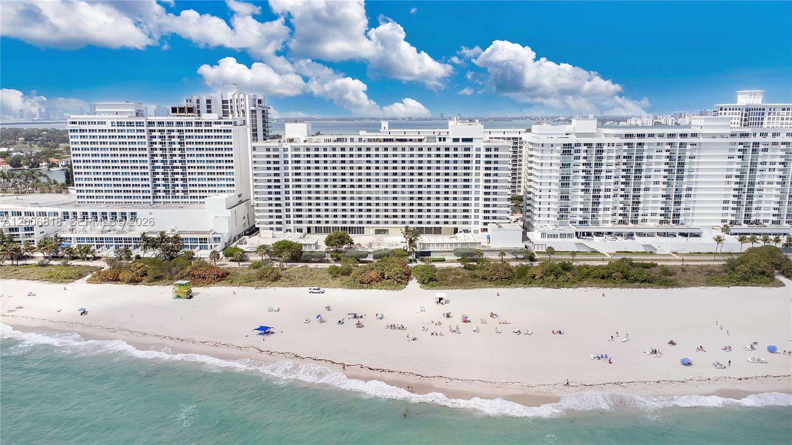Oceanside Plaza at 5555 Collins Ave, Miami Beach, FL 33140 - For Rent photo 1