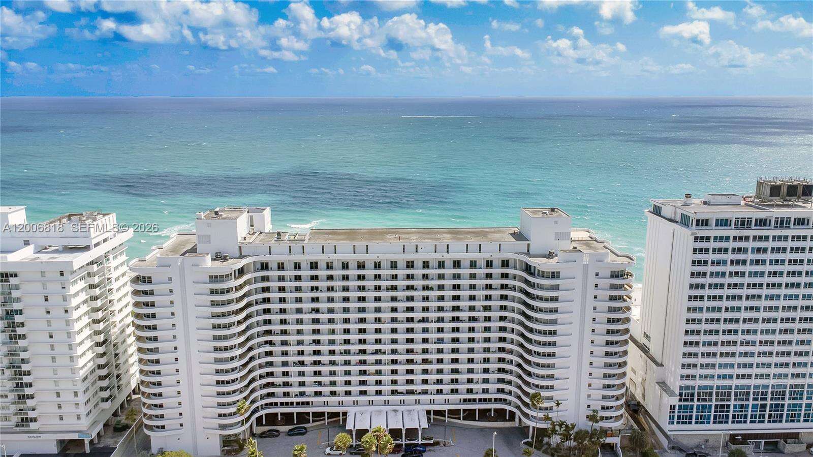 Oceanside Plaza at 5555 Collins Ave, Miami Beach, FL 33140 - For Rent photo 2