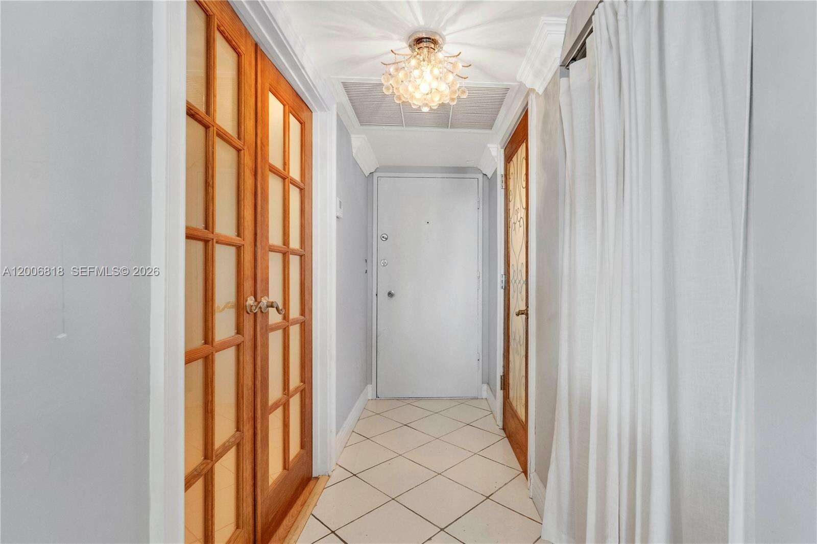 Oceanside Plaza at 5555 Collins Ave, Miami Beach, FL 33140 - For Rent photo 13