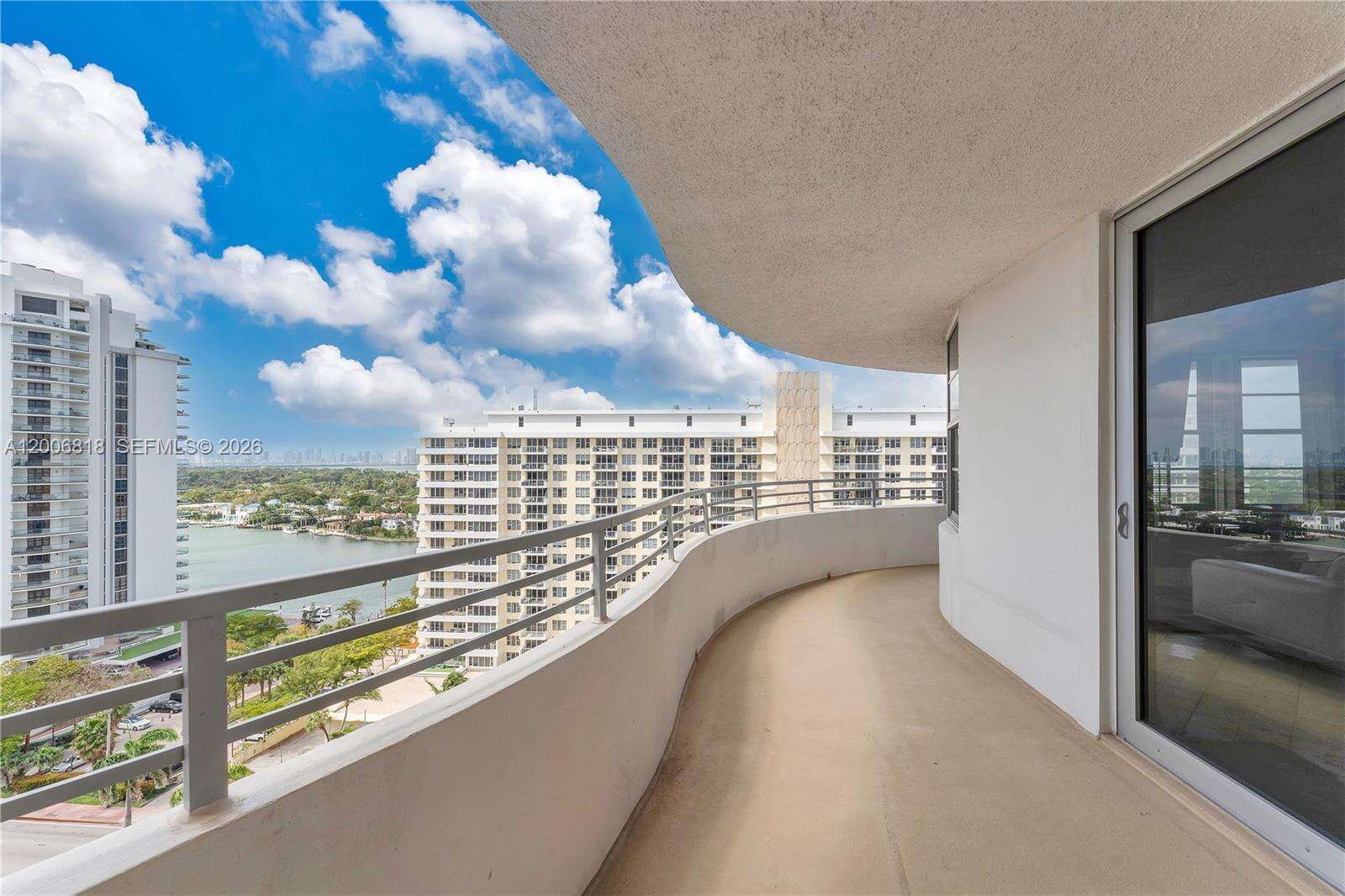 Oceanside Plaza at 5555 Collins Ave, Miami Beach, FL 33140 - For Rent photo 20